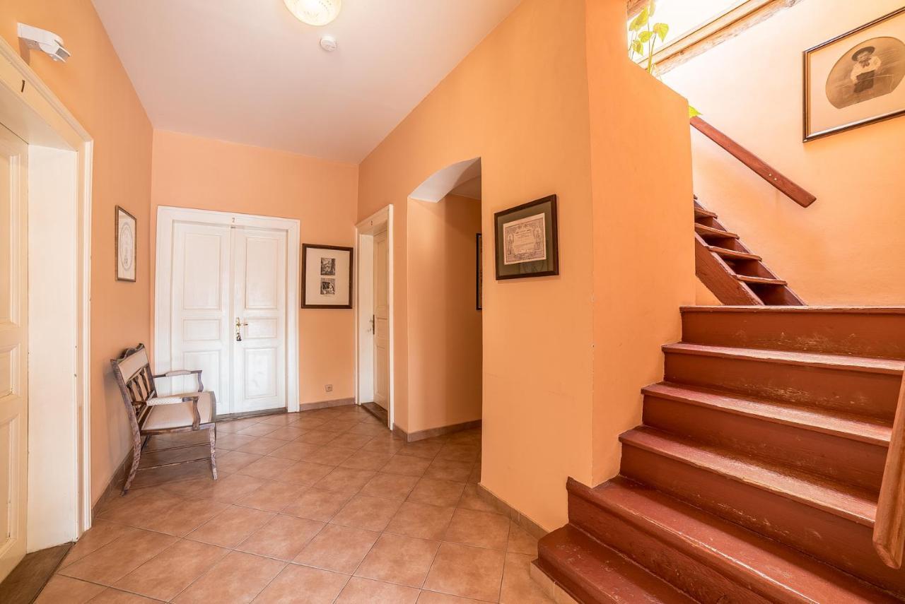 Antonio Residence Škvorec エクステリア 写真