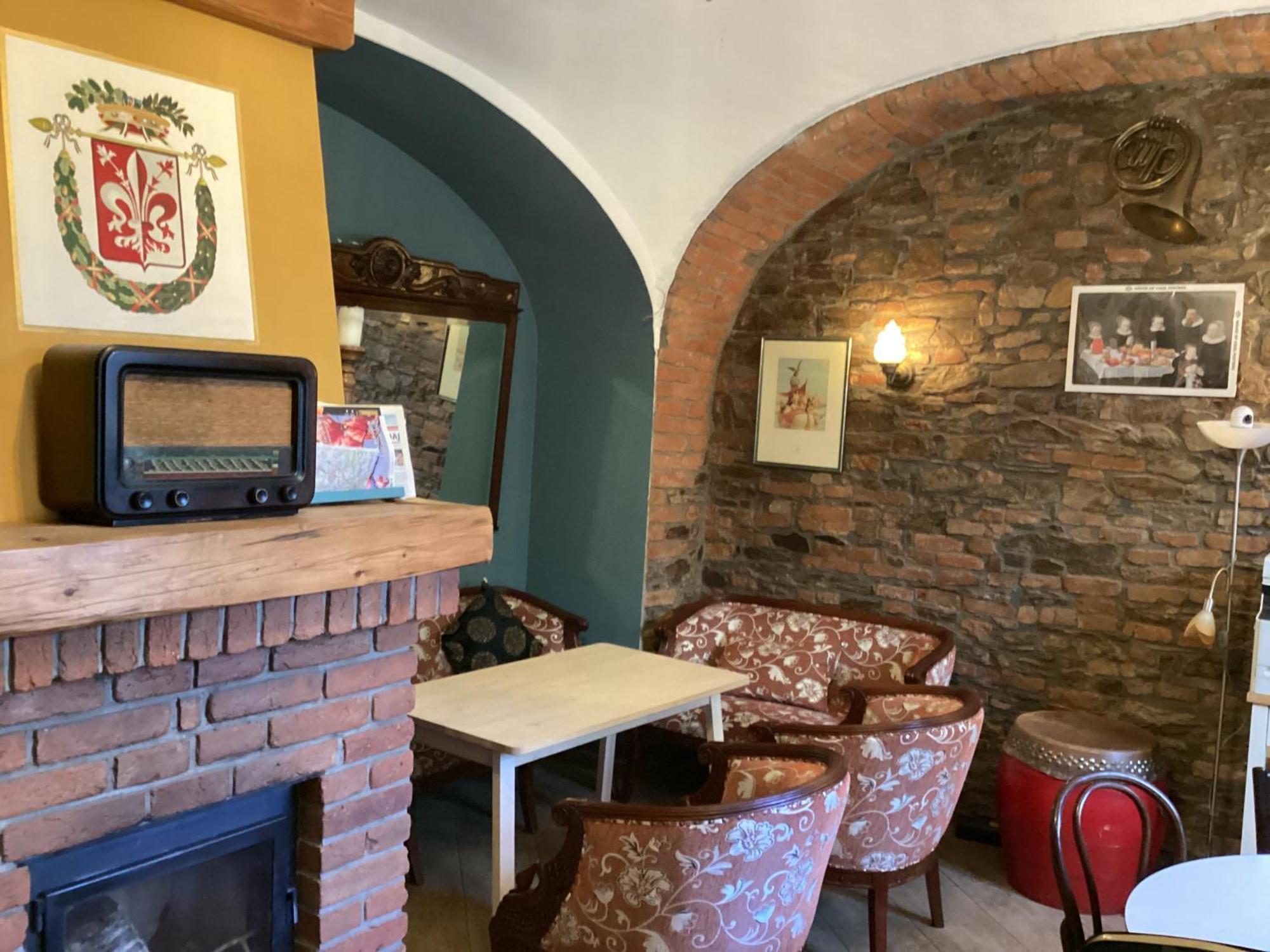 Antonio Residence Škvorec エクステリア 写真